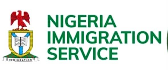 𝐈𝐦𝐦𝐢𝐠𝐫𝐚𝐭𝐢𝐨𝐧 𝐡𝐢𝐤𝐞𝐬 𝐩𝐚𝐬𝐬𝐩𝐨𝐫𝐭 𝐟𝐞𝐞𝐬