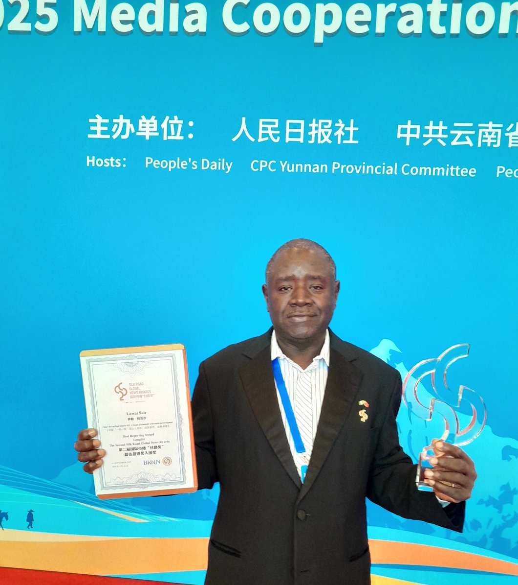 GSF publisher Bags Silk Road Global News Award in China GSF publisher Bags Silk Road Global News Award in China