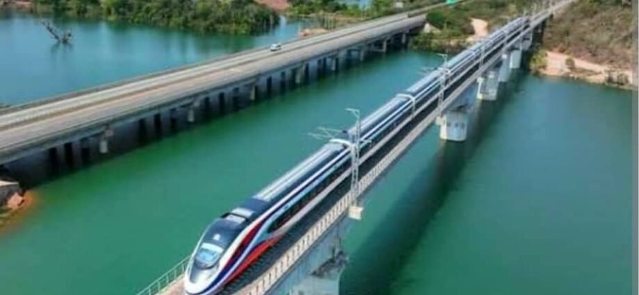 China’s CR450 Bullet Train Able to Stop from 400 km/h to Zero in 6,500 Meters – Engineer China’s CR450 Bullet Train Able to Stop from 400 km/h to Zero in 6,500 Meters – Engineer