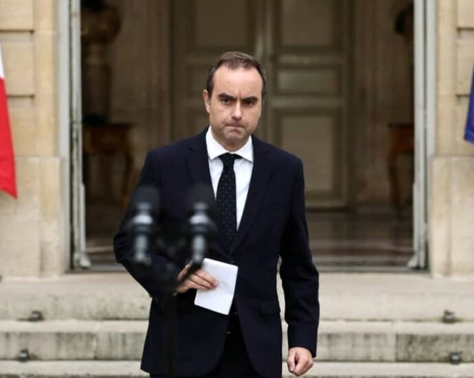 French Prime Minister Resigns in Surprise Move