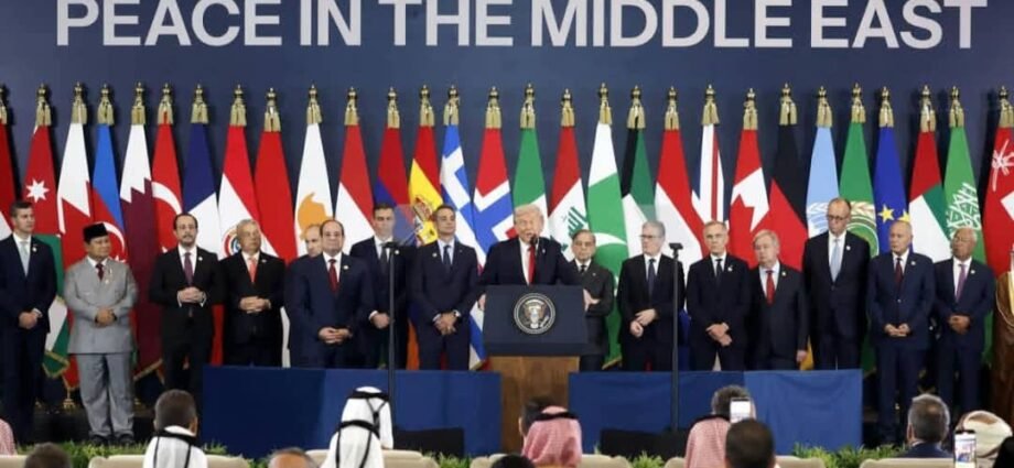 Gaza Ceasefire Deal Signed at a Summit in Egypt’s Sharm el-Sheikh Gaza Ceasefire Deal Signed at a Summit in Egypt’s Sharm el-Sheikh