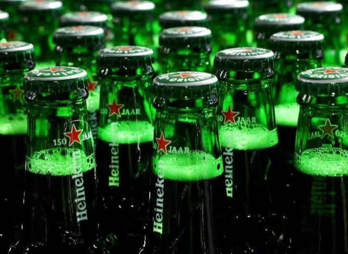 Heineken to Sell Less Beer in 2025 as Demand Falters