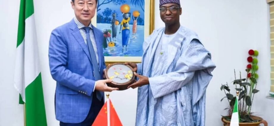 Nigeria, China Vow to Strengthen Relations Nigeria, China Vow to Strengthen Relations