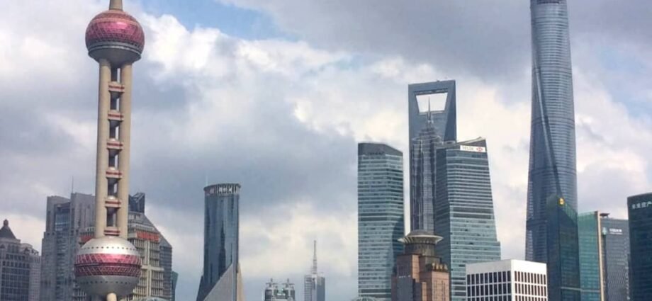 AN INSIGHT INTO CHINA’S FIVE-YEAR PLANS FOR SUSTAINABLE DEVELOPMENT AN INSIGHT INTO CHINA’S FIVE-YEAR PLANS FOR SUSTAINABLE DEVELOPMENT