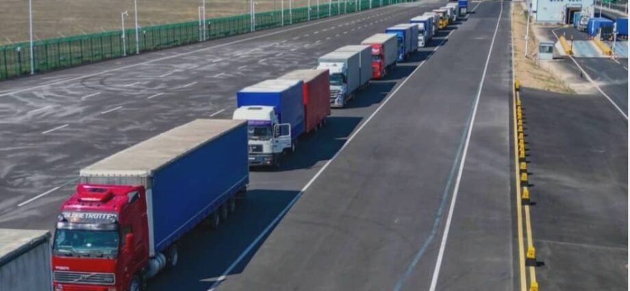 Xinjiang turns from Inland Heartland to Frontier in China’s Opening Up Xinjiang turns from Inland Heartland to Frontier in China’s Opening Up