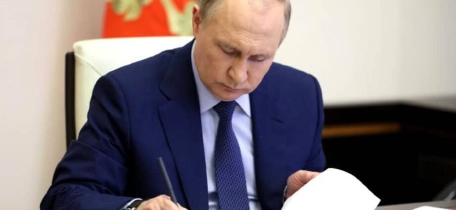 Putin Ratifies Russia–Togo Agreement on Military Co-operation Putin Ratifies Russia–Togo Agreement on Military Co-operation