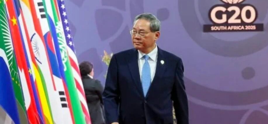 Building the Path to Modernization Together: Composing a New Chapter in China-Africa Cooperation