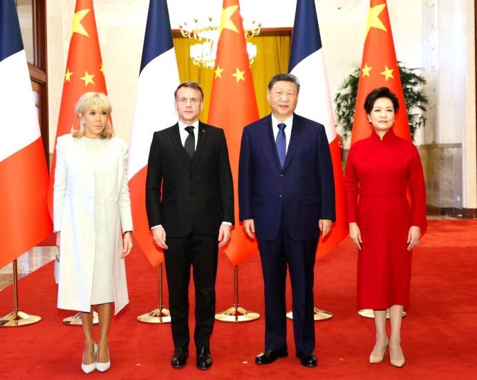 Heads-of-State Diplomacy: Writing a New Chapter for China-France Ties Heads-of-State Diplomacy: Writing a New Chapter for China-France Ties