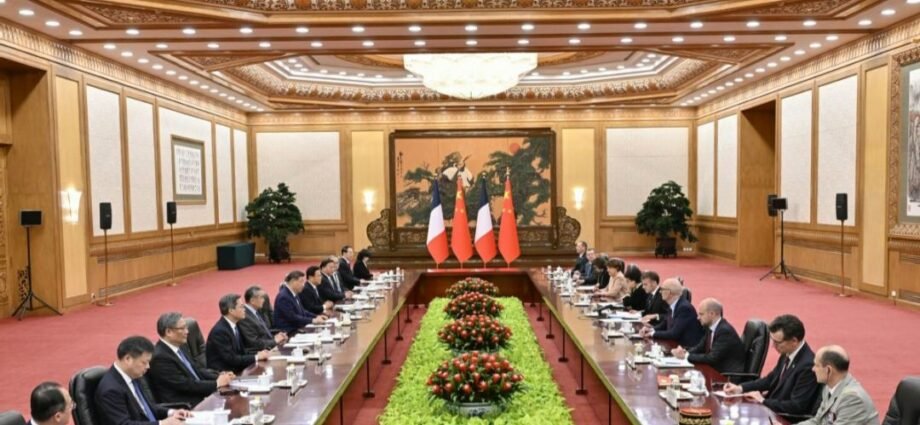 Xi, Macron Hold Talks in Beijing 