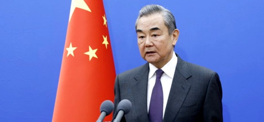 Chinese FM Urges Immediate Halt to Military Operations in Iran Chinese FM Urges Immediate Halt to Military Operations in Iran