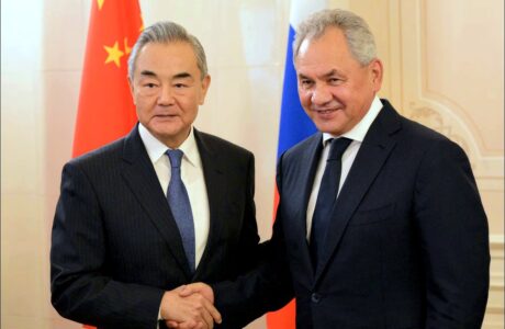 Global Governance: Yi Met with Shoigu in Beijing Global Governance: Yi Met with Shoigu in Beijing