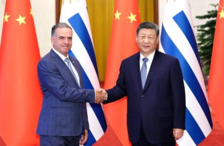 Xi Calls for Cooperation with Uruguay in Multiple Areas