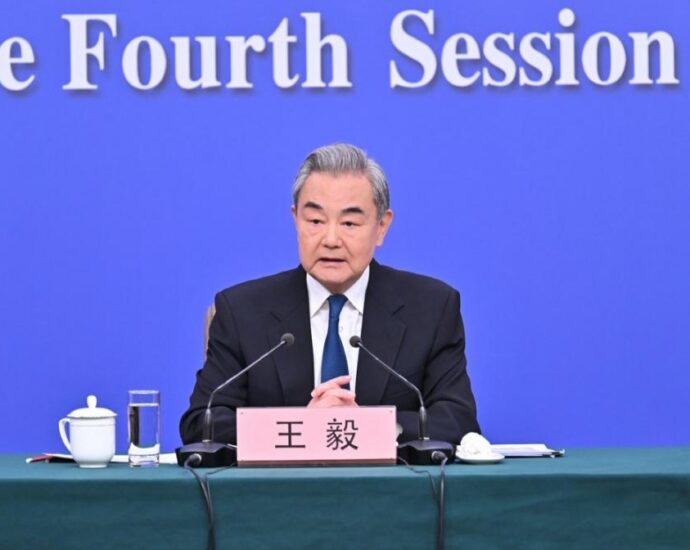 Two Sessions: Wang Yi Outlines China’s Diplomatic Principles and Global Vision Two Sessions: Wang Yi Outlines China’s Diplomatic Principles and Global Vision