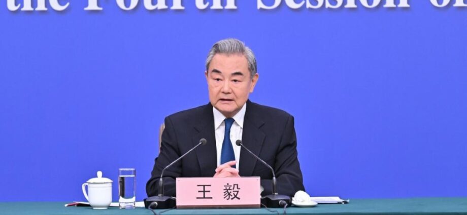 Two Sessions: Wang Yi Outlines China’s Diplomatic Principles and Global Vision Two Sessions: Wang Yi Outlines China’s Diplomatic Principles and Global Vision