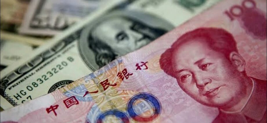 Chinese Yuan Strengthens to 6.8943 Against USD Tuesday