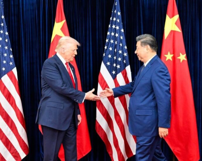 Xi Navigates China-U.S. Ties Amid Global Uncertainty
