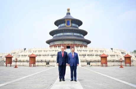 Xi, Trump Visit Temple of Heaven